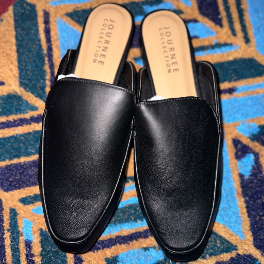 Brand new Journey Collection Mules